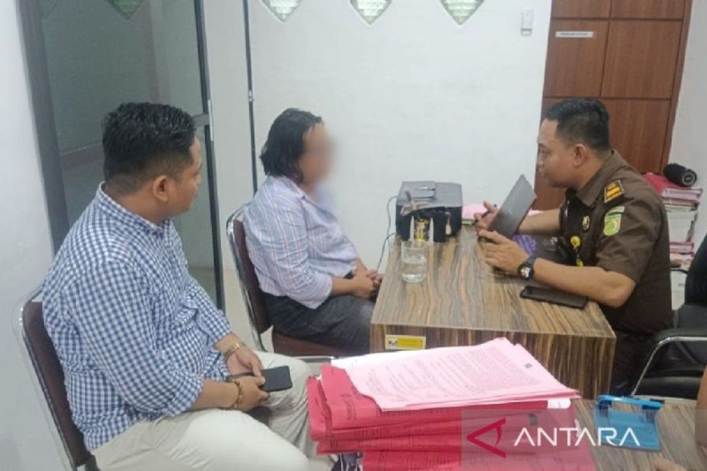 Kejari TBA tetapkan ASN pengguna Ijazah palsu jadi&nbsp;tersangka